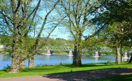 E40 - A View of the Crossing Site from Pennsylvania