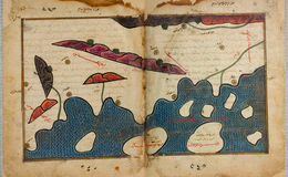 E242 - The Excursion of One Who Yearns to Penetrate the Horizons - i692693